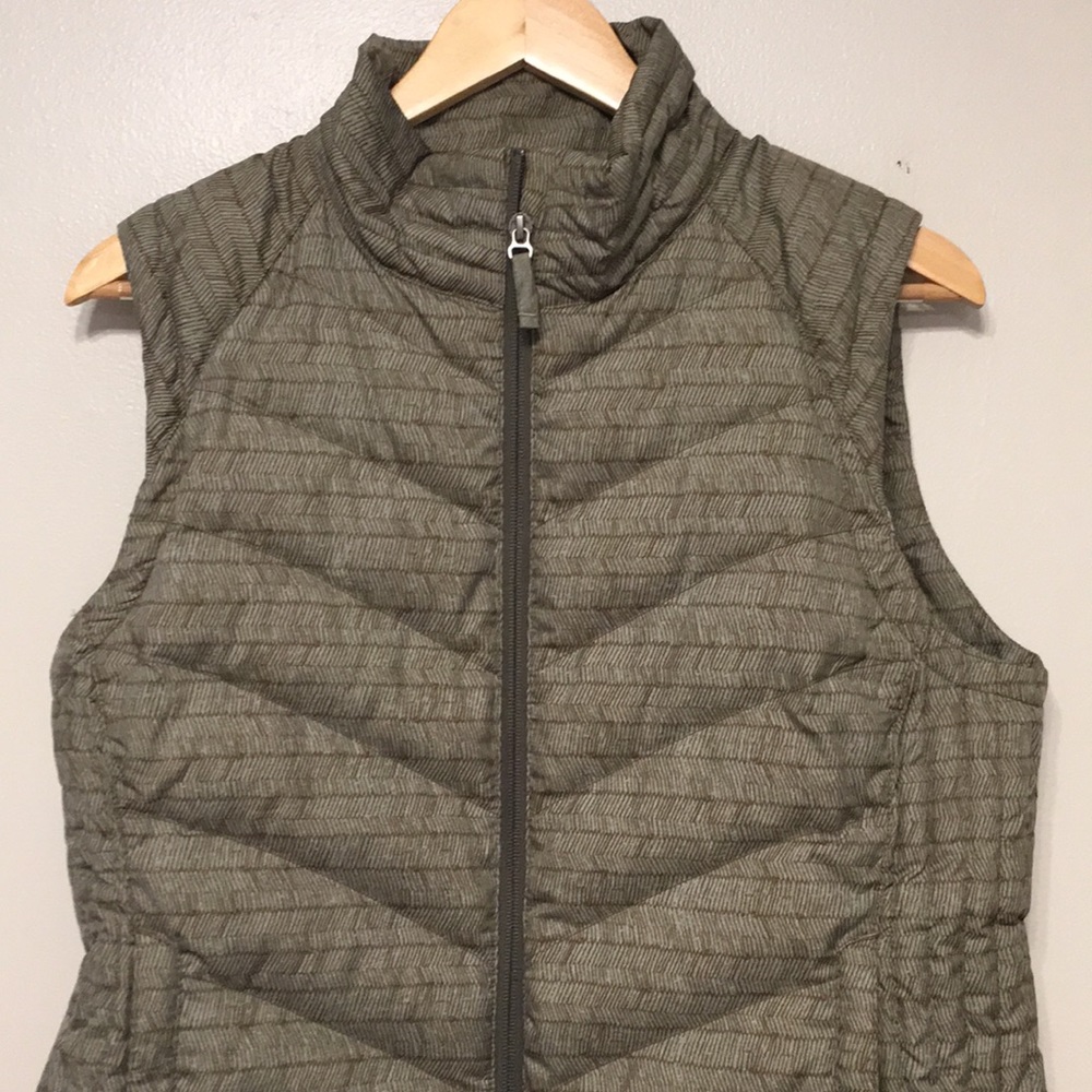 Down Vest - 650 Fill View 3
